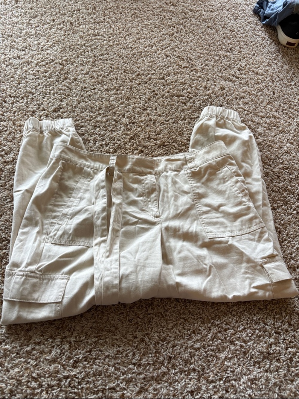 LOFT Cream Cargo Jogger Pants
